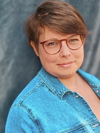 Leiterin Öffentlichkeitsarbeit: Miriam Alkov
